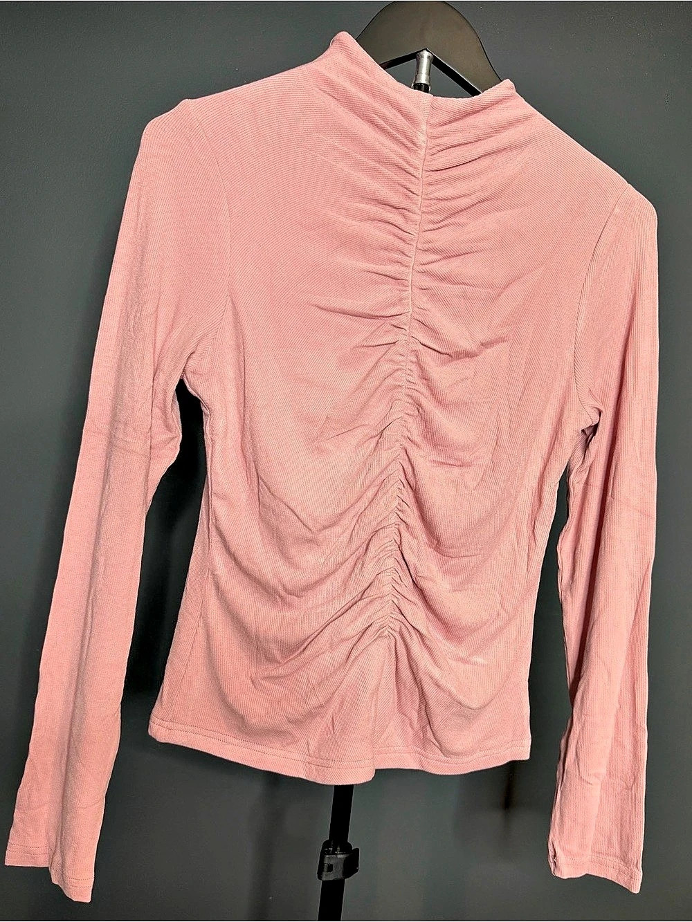 entro Ruched Long Sleeve Top in Pink NWT